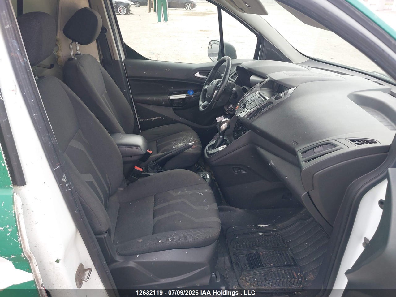 2017 FORD TRANSIT CONNECT XLT thumbnail 6