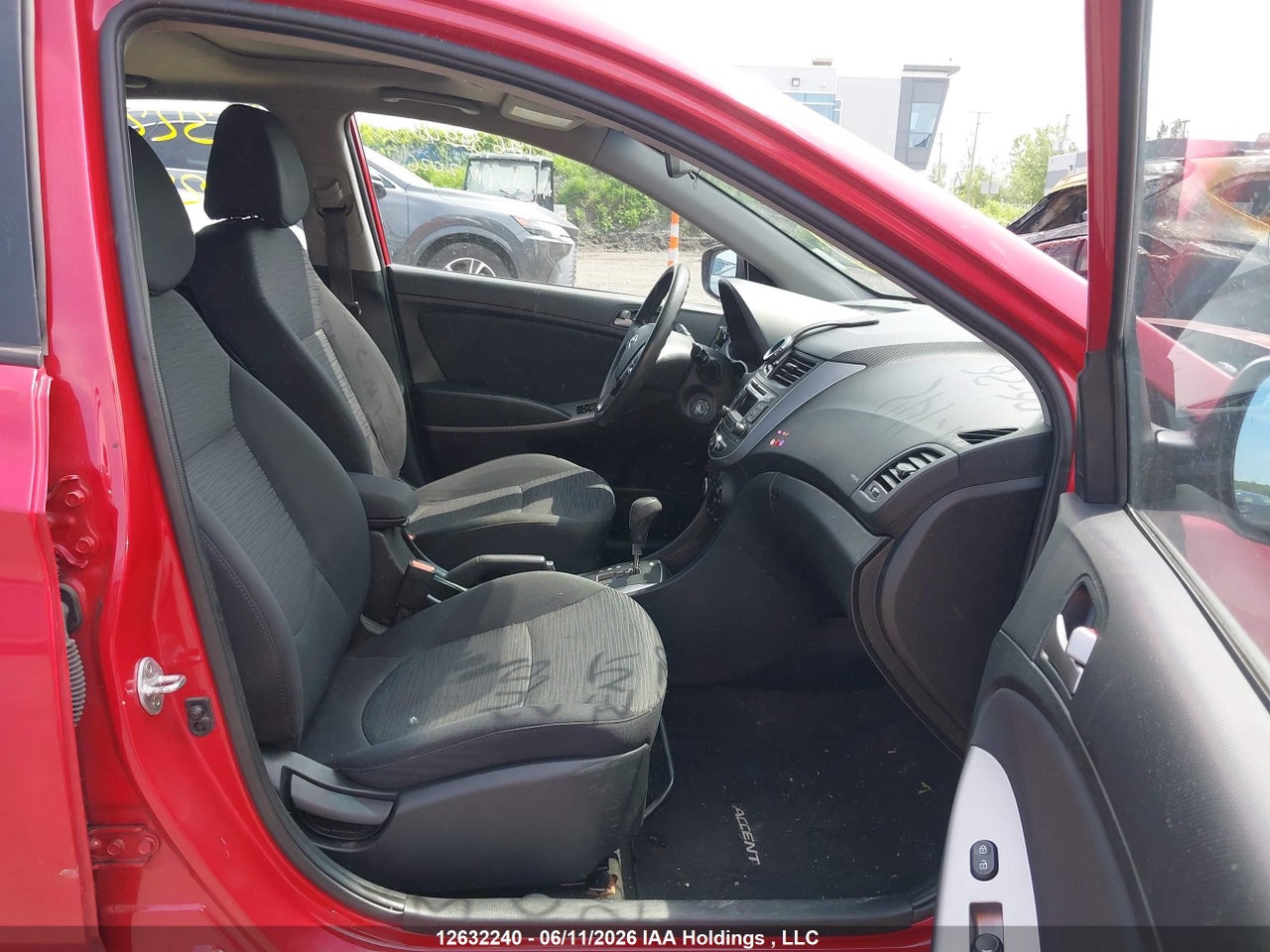 2015 HYUNDAI ACCENT thumbnail 6