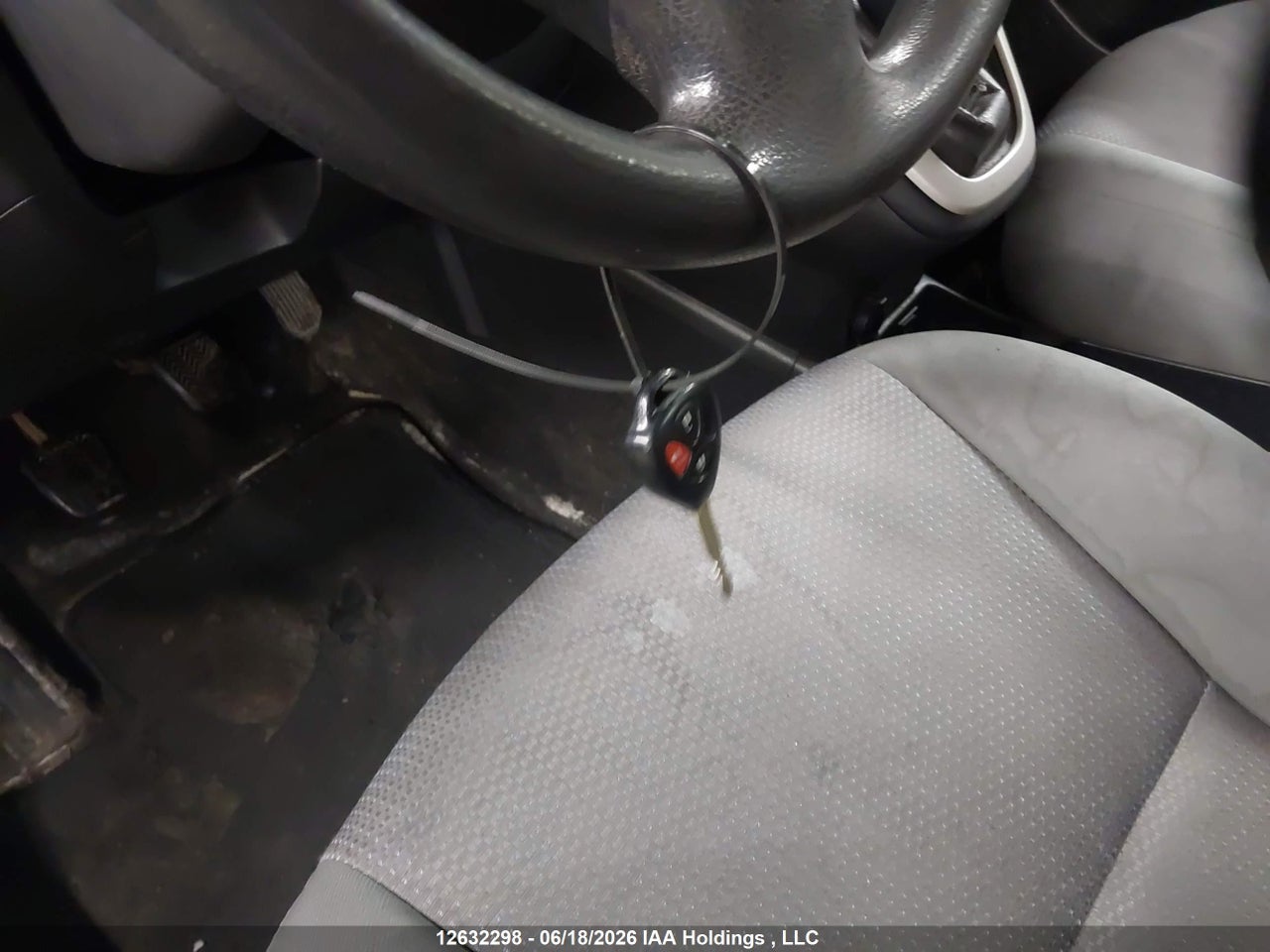 2010 TOYOTA MATRIX thumbnail 12