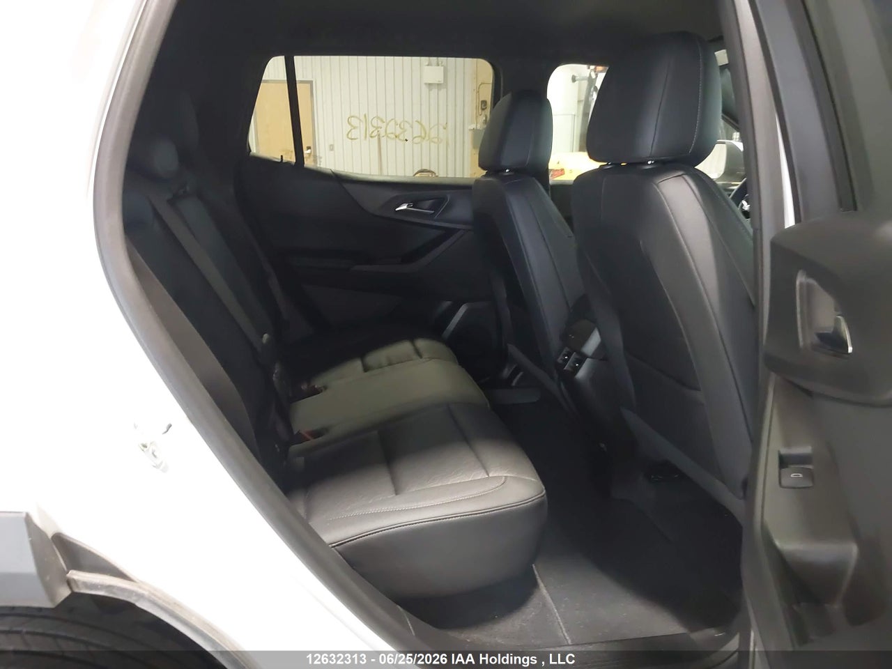 2025 CHEVROLET EQUINOX LT thumbnail 9