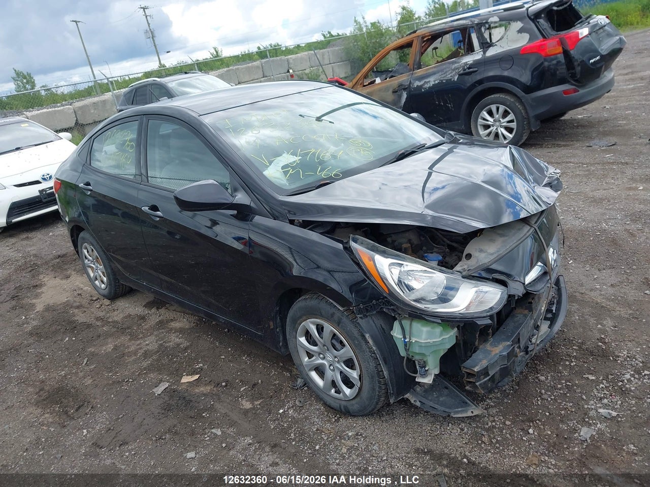 2014 HYUNDAI ACCENT thumbnail 2