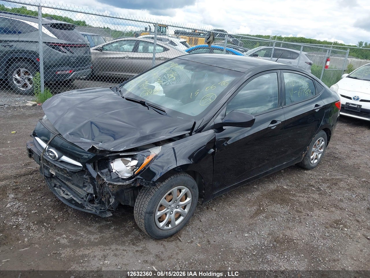 2014 HYUNDAI ACCENT thumbnail 3