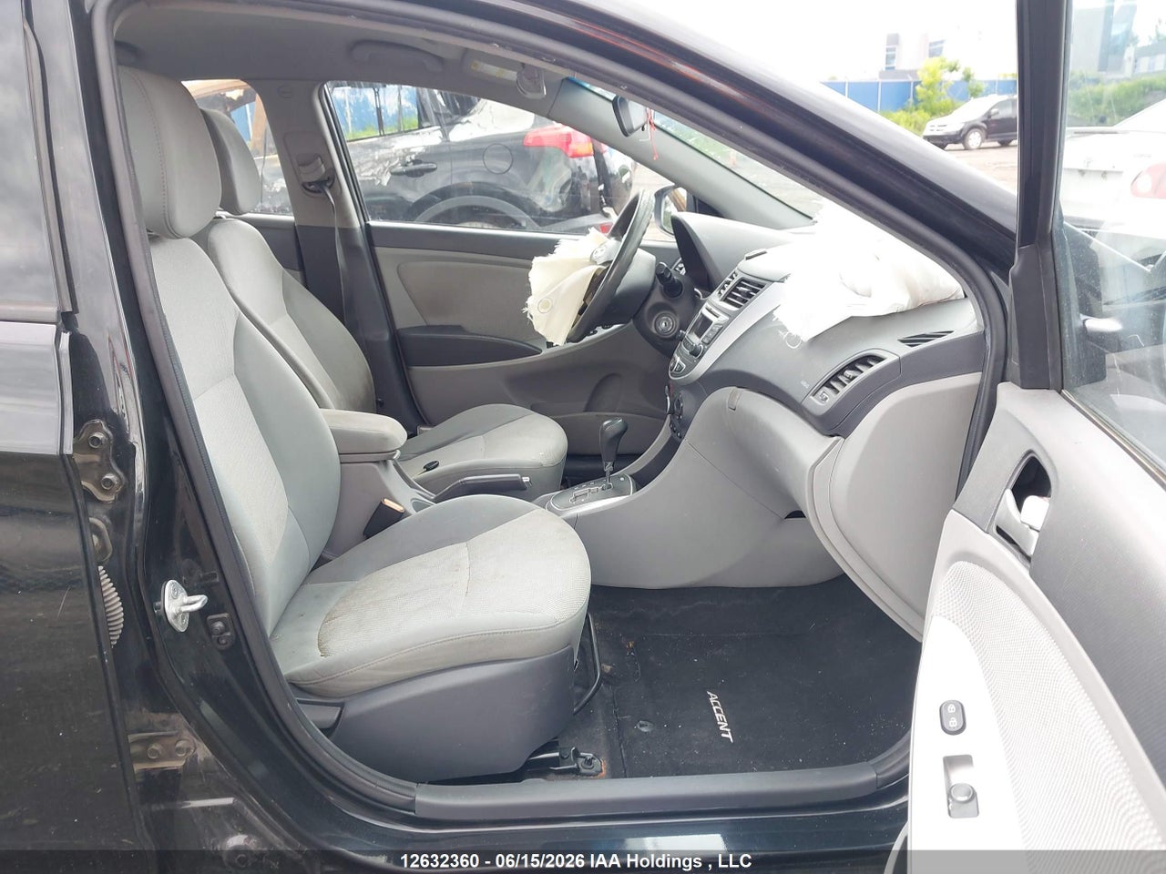 2014 HYUNDAI ACCENT thumbnail 6
