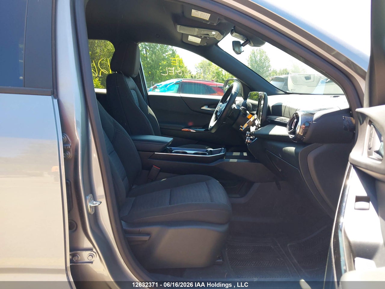 2025 CHEVROLET EQUINOX thumbnail 6