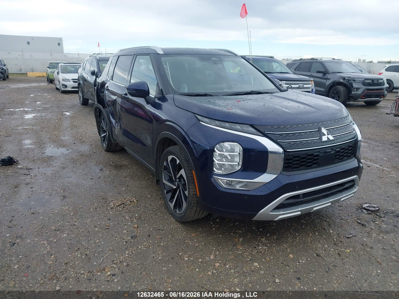 2022 MITSUBISHI OUTLANDER GT/GT PREMIUM thumbnail 2