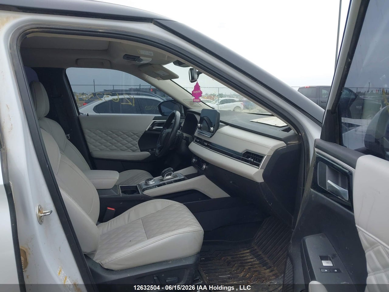 2023 MITSUBISHI OUTLANDER SEL/SEL BLACK EDITION/SEL TOURING/SEL PREMIUM/40TH ANNIVERSARY thumbnail 6