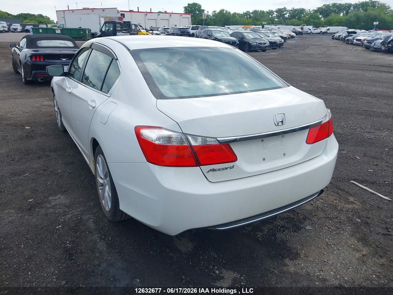 2013 HONDA ACCORD LX thumbnail 4