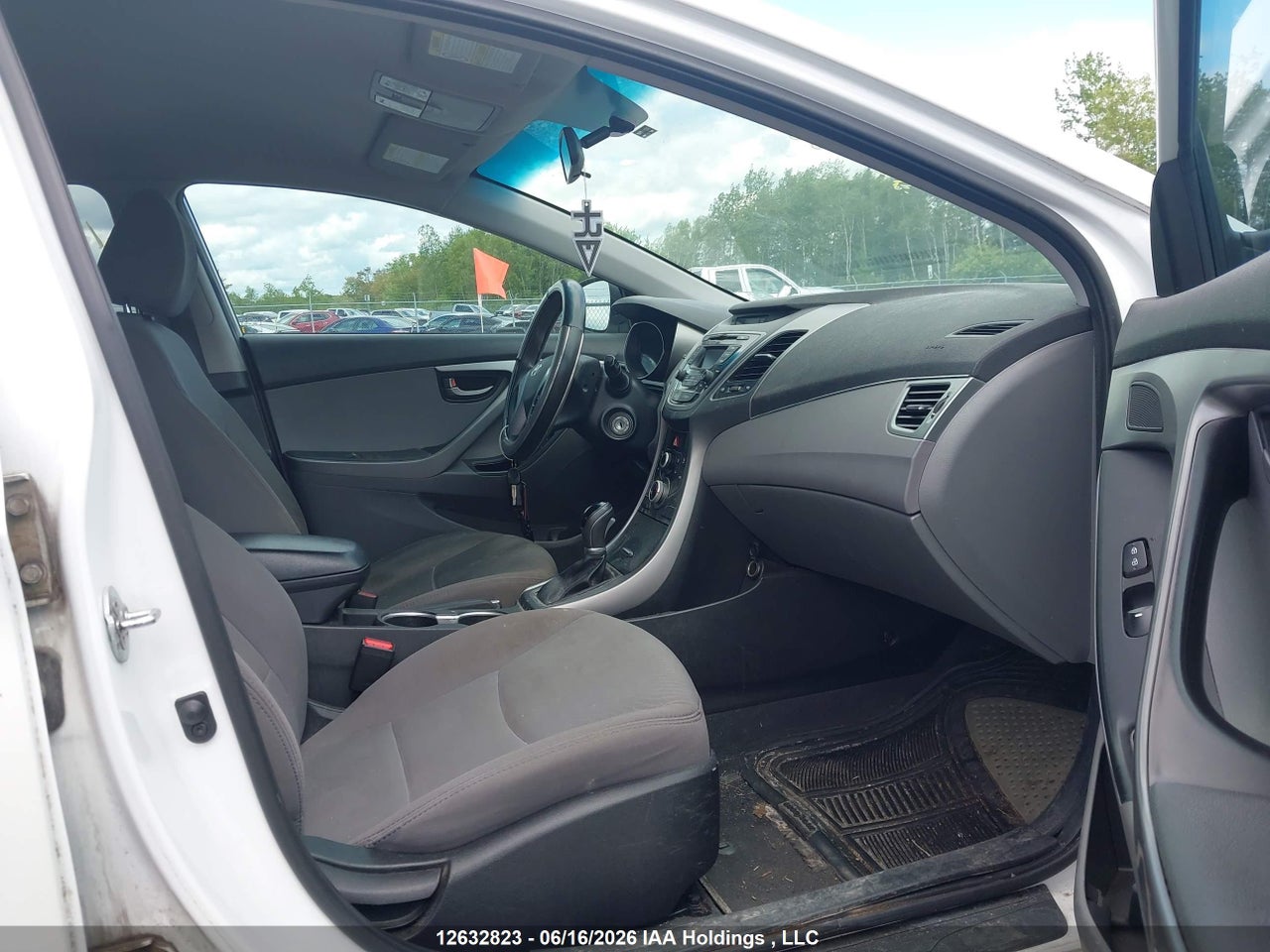 2016 HYUNDAI ELANTRA LE-R thumbnail 6