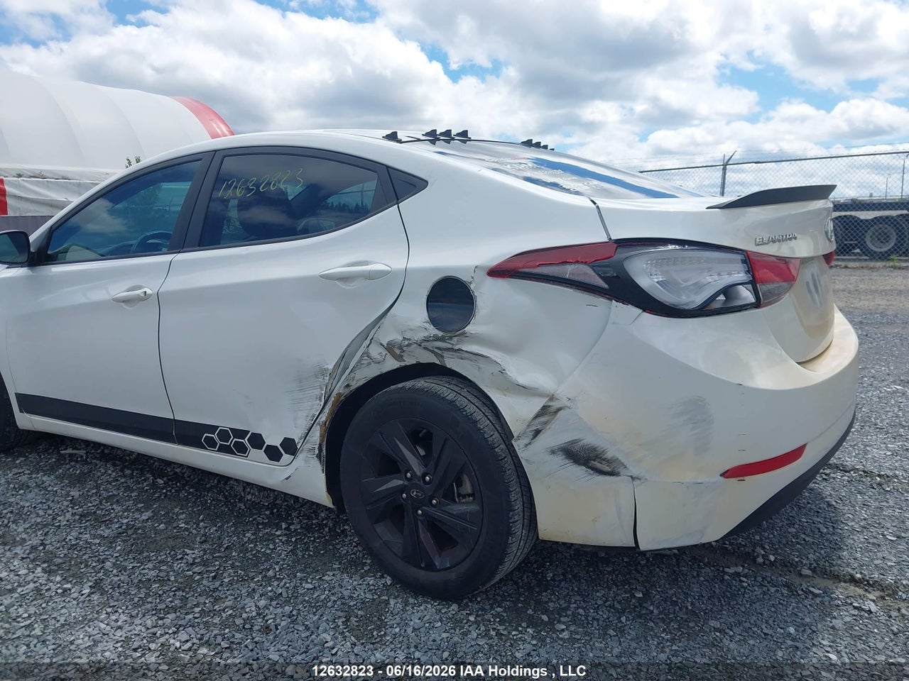 2016 HYUNDAI ELANTRA LE-R thumbnail 7