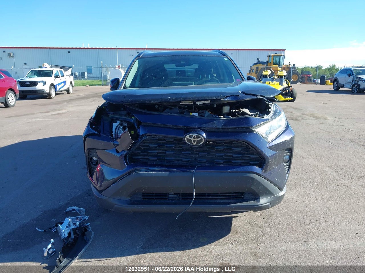 2020 TOYOTA RAV4 XLE thumbnail 7