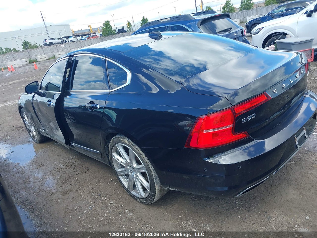 2017 VOLVO S90 T6 INSCRIPTION thumbnail 4