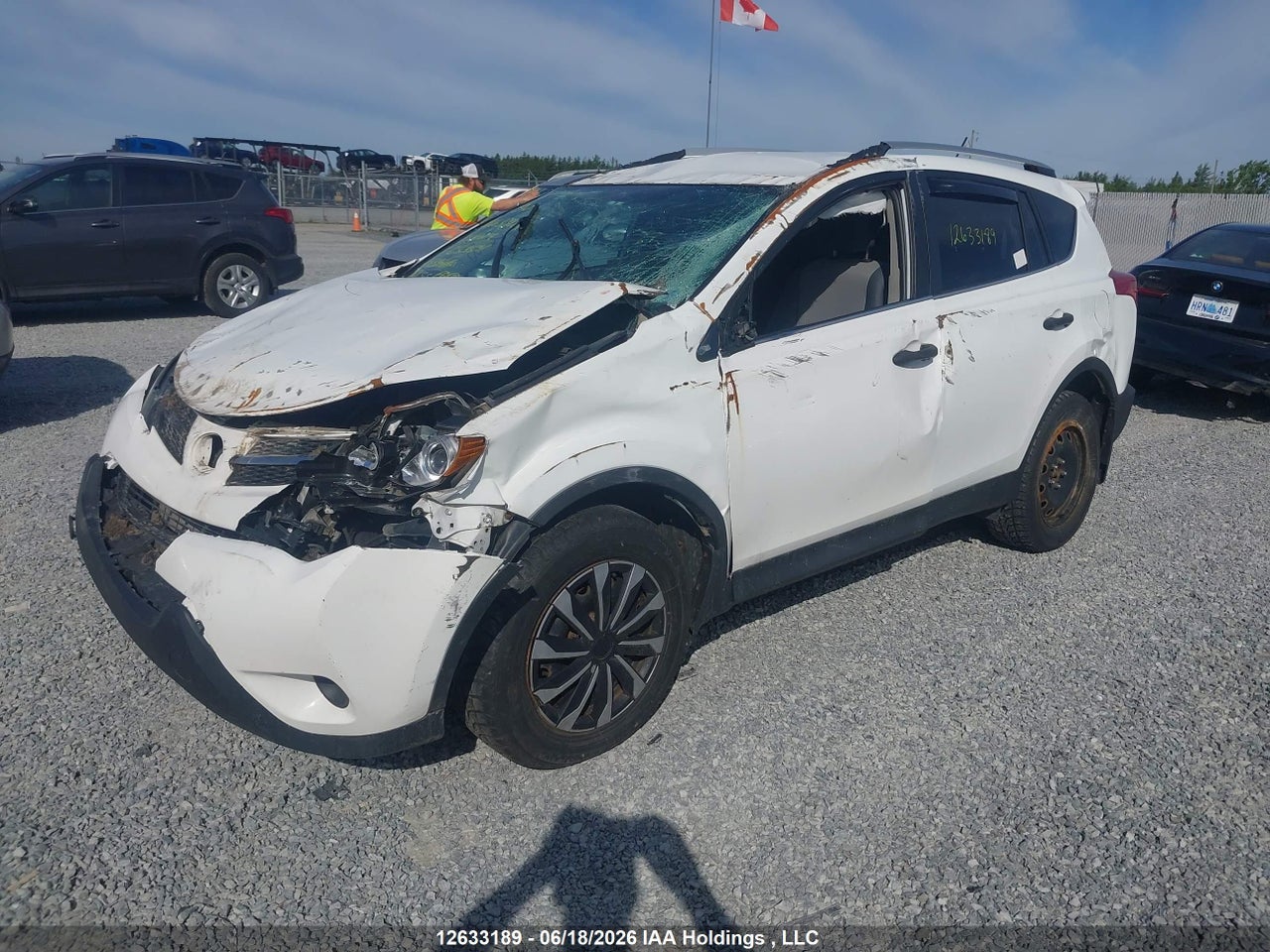 2013 TOYOTA RAV4 LE thumbnail 3