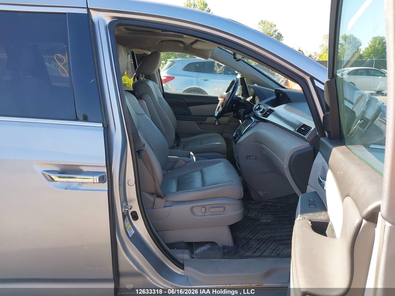 2016 HONDA ODYSSEY thumbnail 6