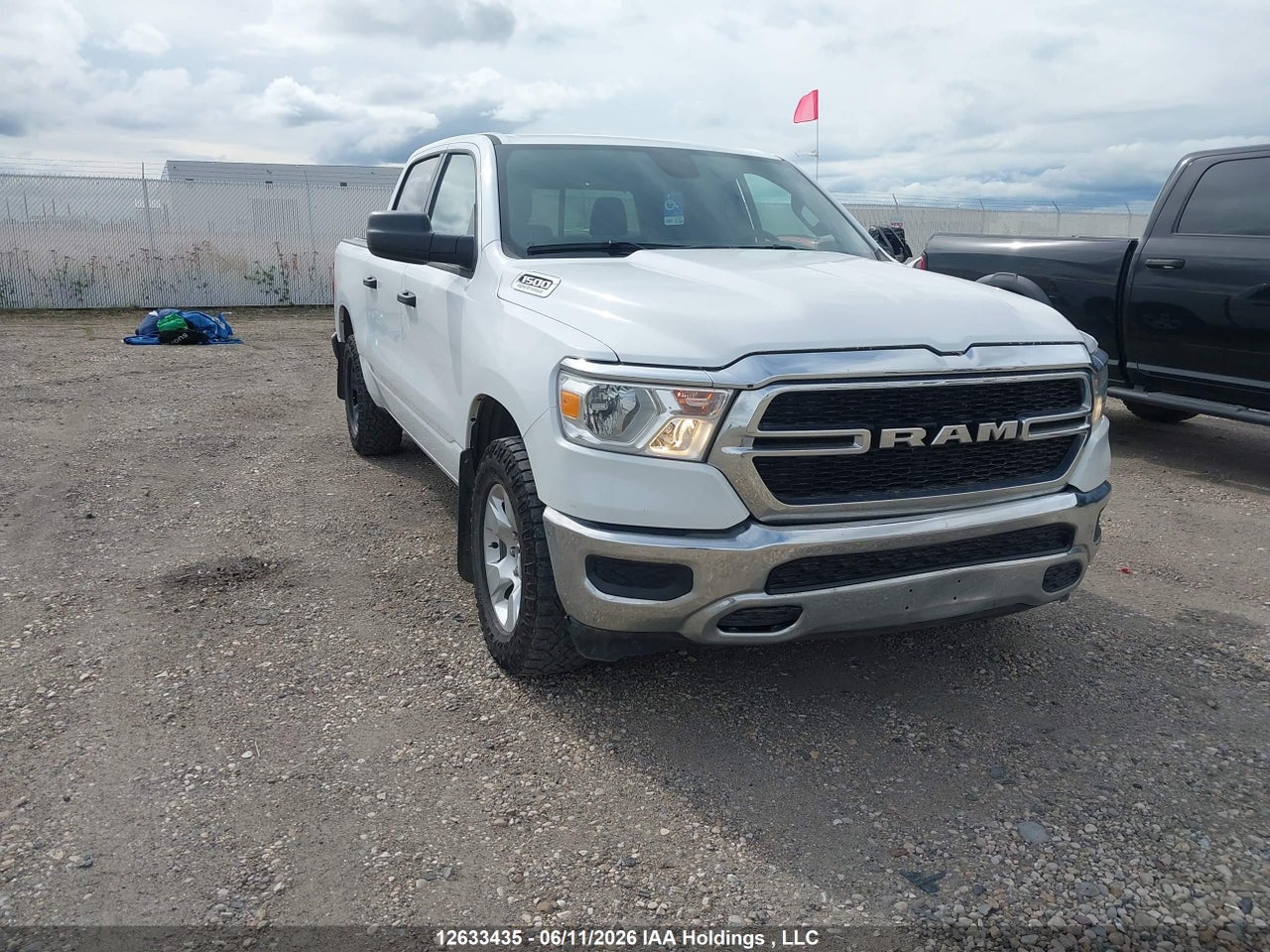 2024 RAM 1500 TRADESMAN thumbnail 2