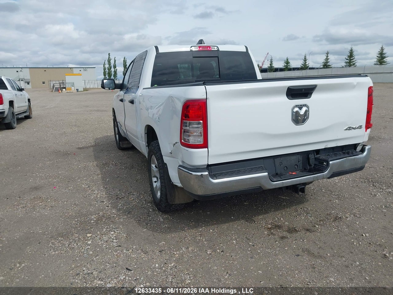 2024 RAM 1500 TRADESMAN thumbnail 4