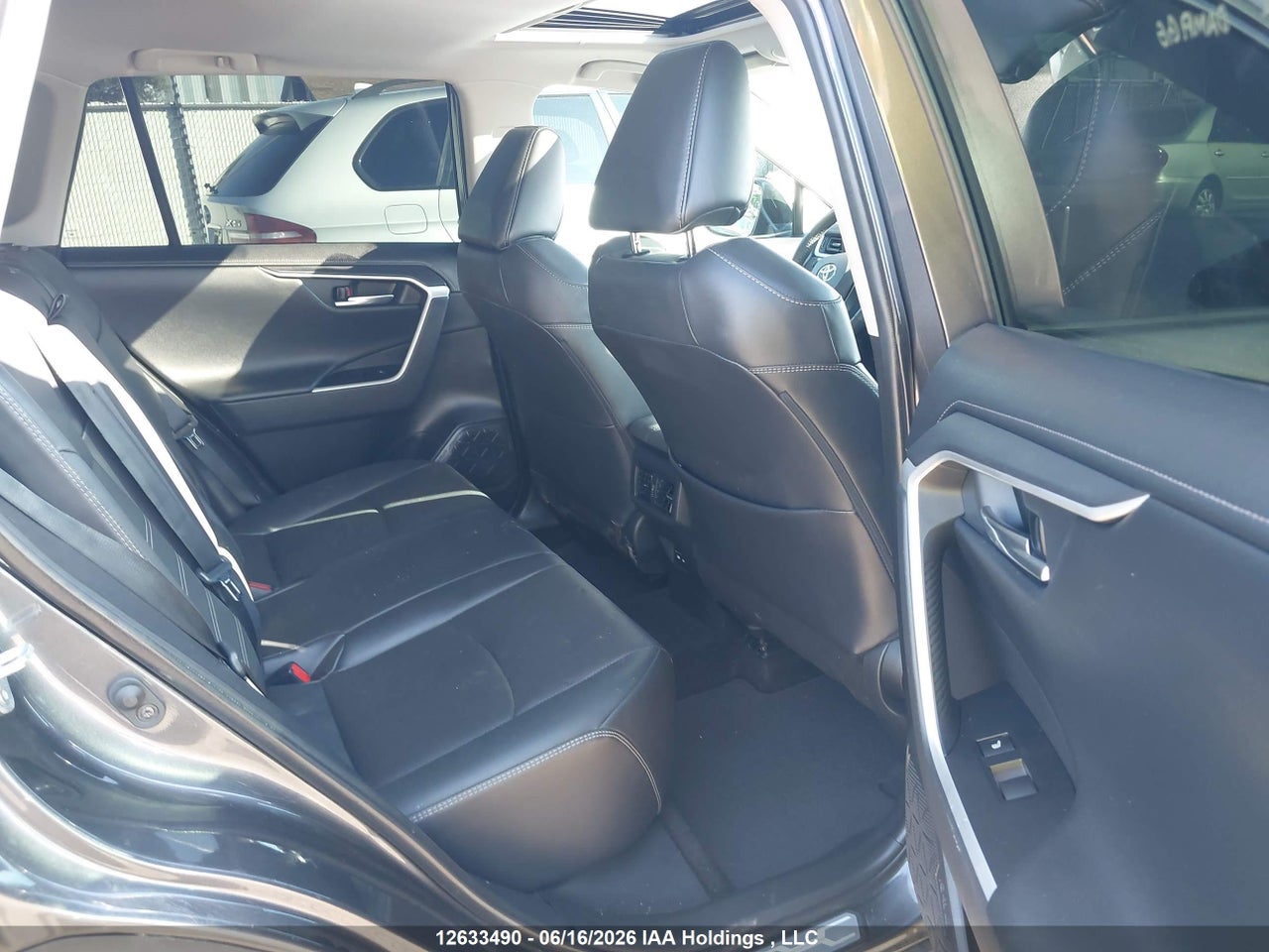 2021 TOYOTA RAV4 LIMITED thumbnail 9