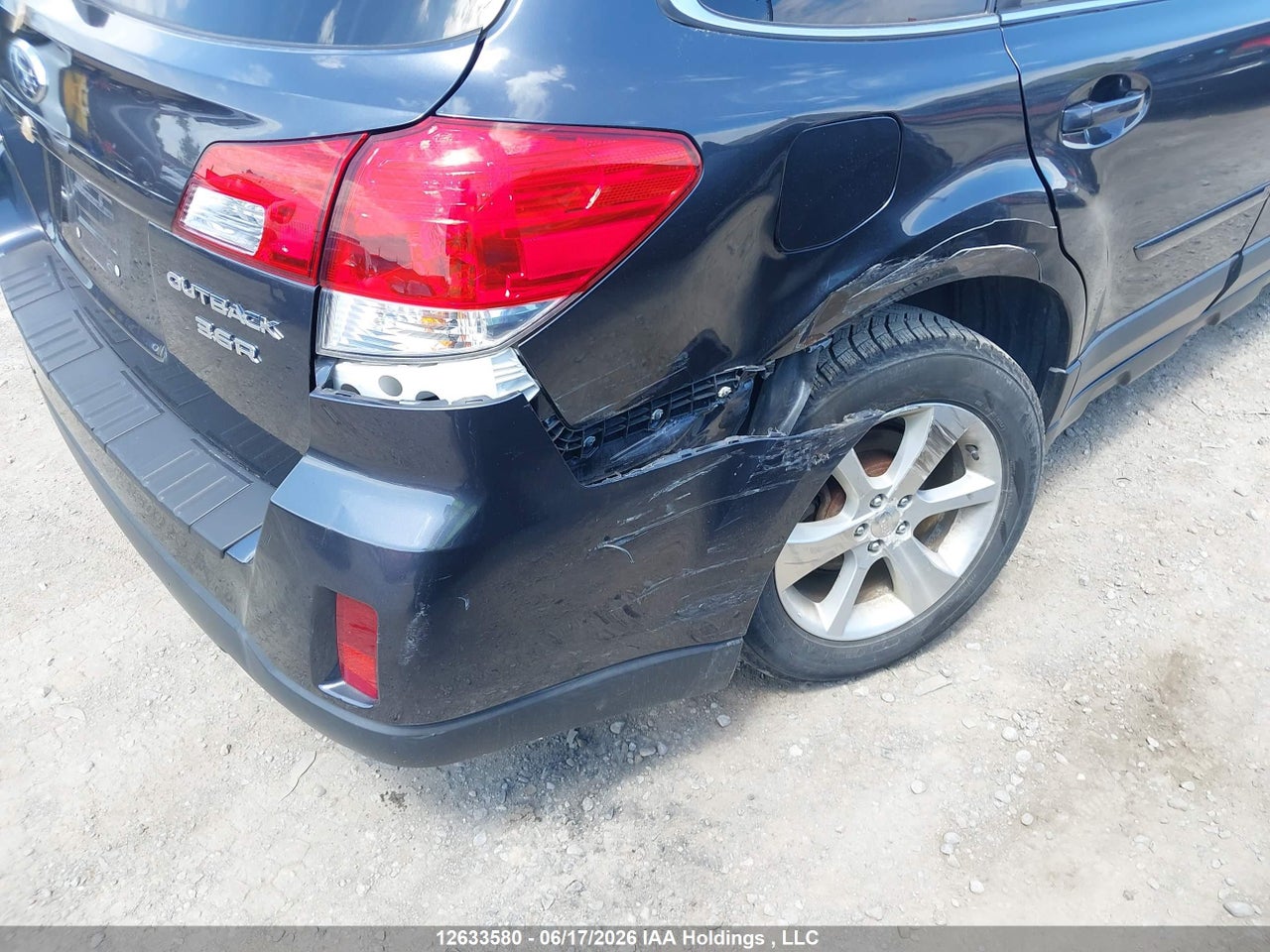 2013 SUBARU OUTBACK 3.6R LIMITED thumbnail 7