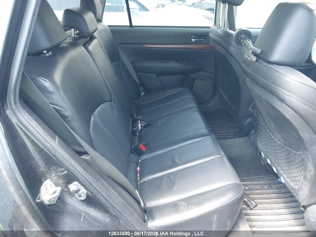 2013 SUBARU OUTBACK 3.6R LIMITED thumbnail 9