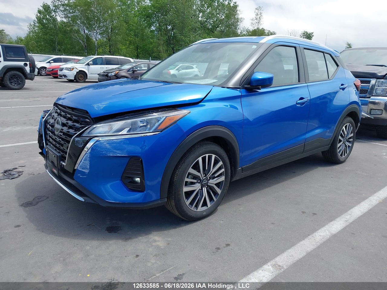 2024 NISSAN KICKS thumbnail 3