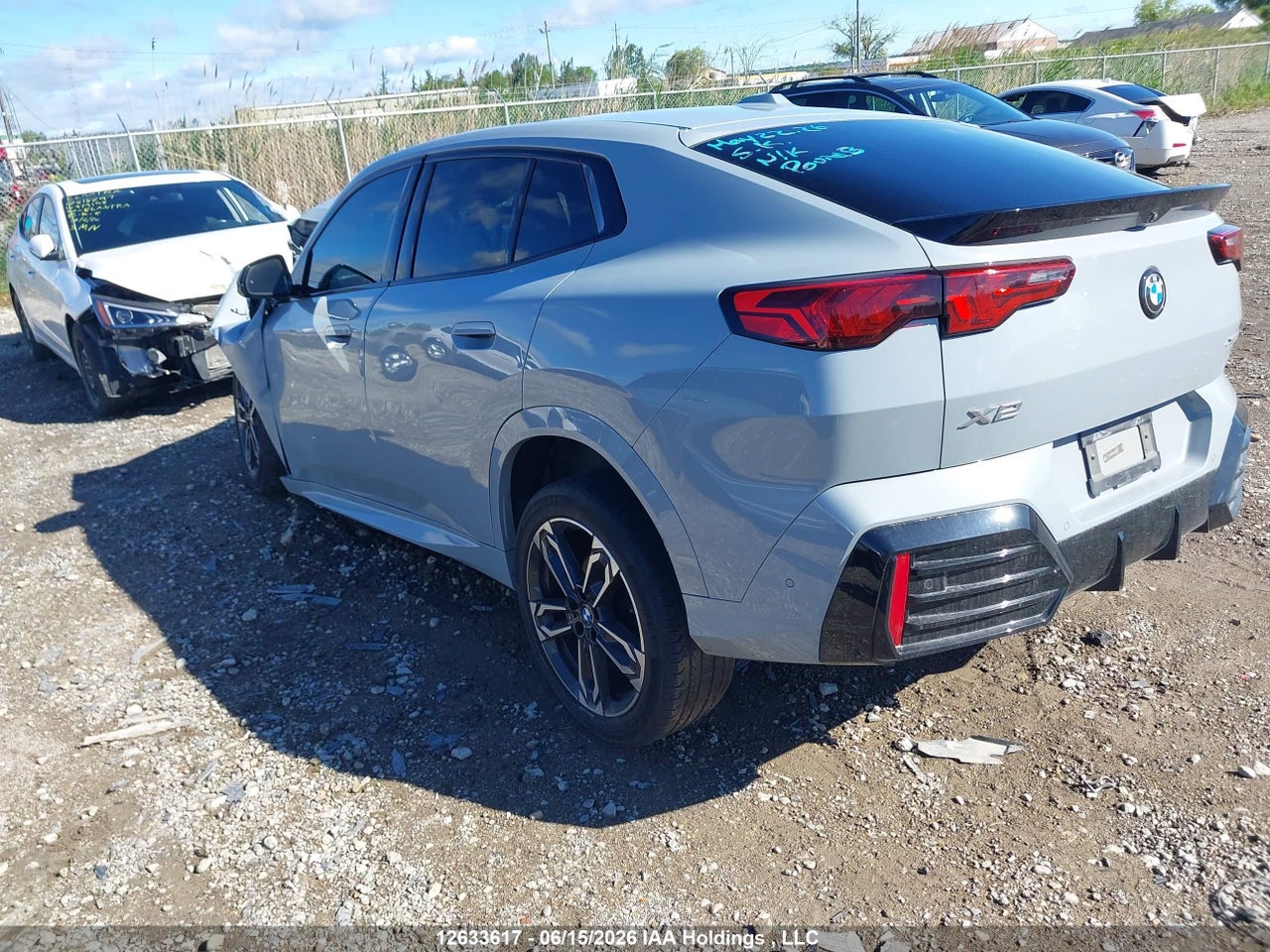 2024 BMW X2 2.8i thumbnail 4