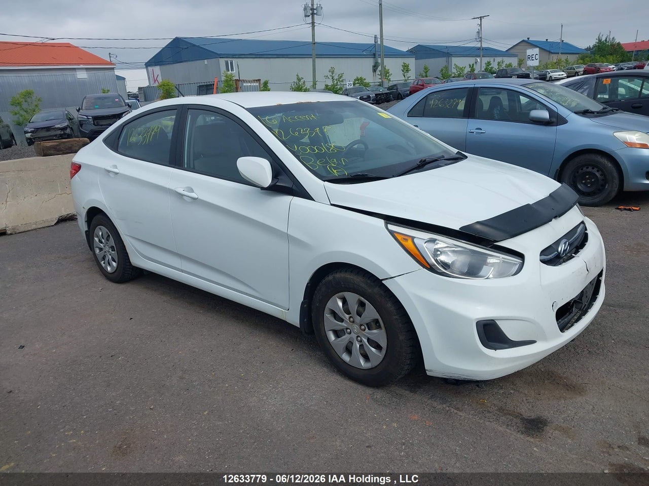 2016 HYUNDAI ACCENT thumbnail 2