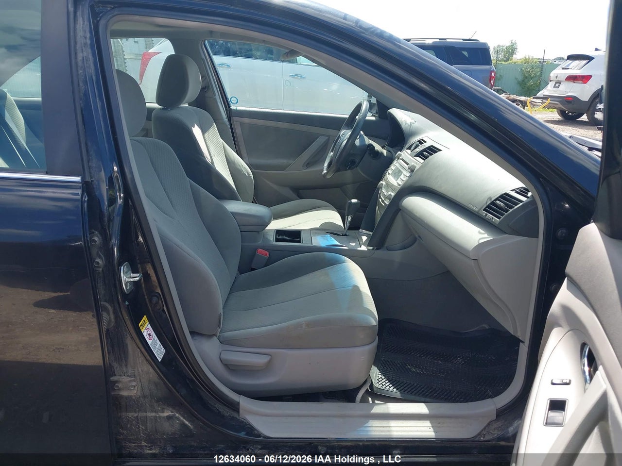 2009 TOYOTA CAMRY thumbnail 6