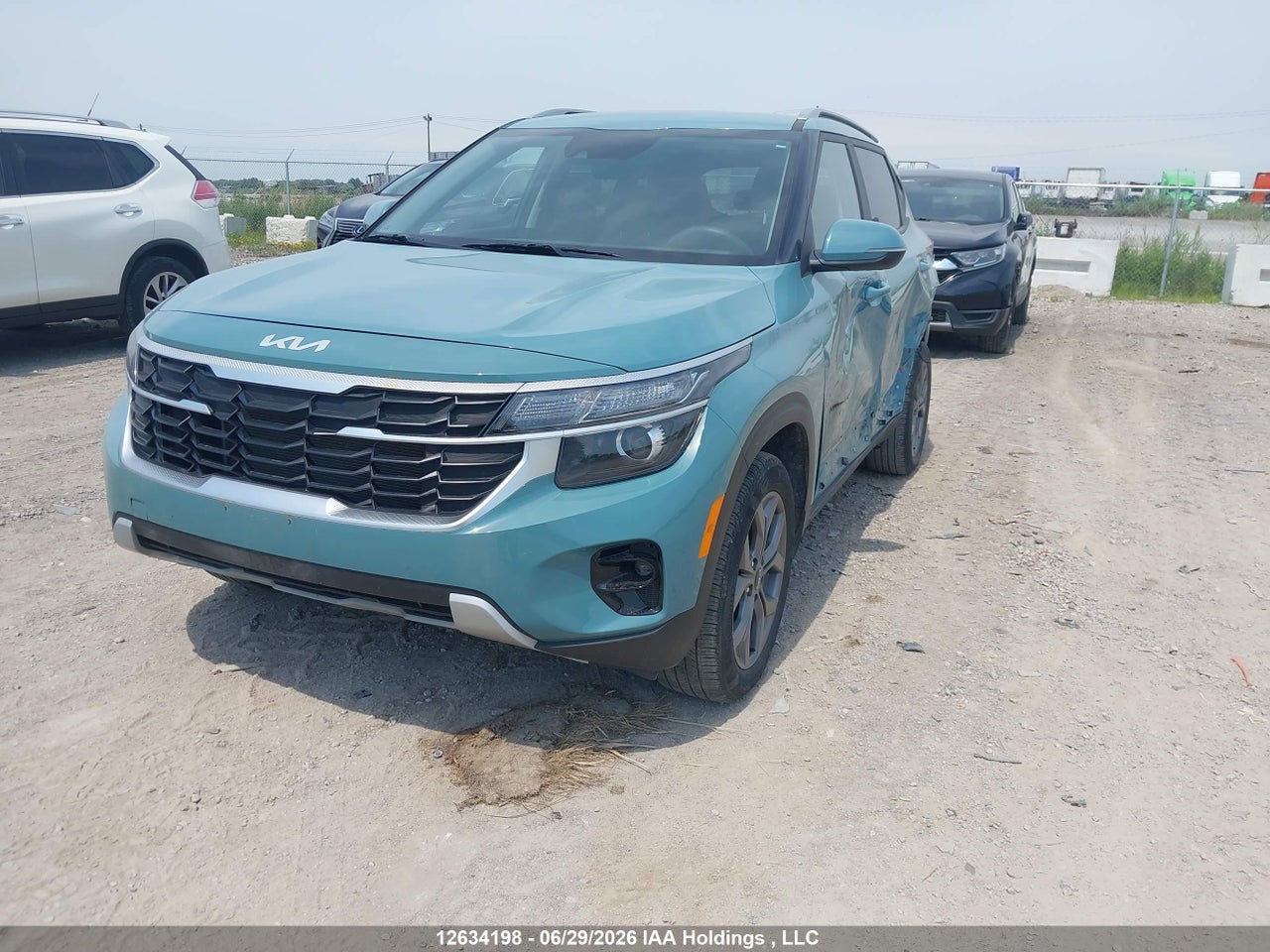 2024 KIA SELTOS LX thumbnail 3