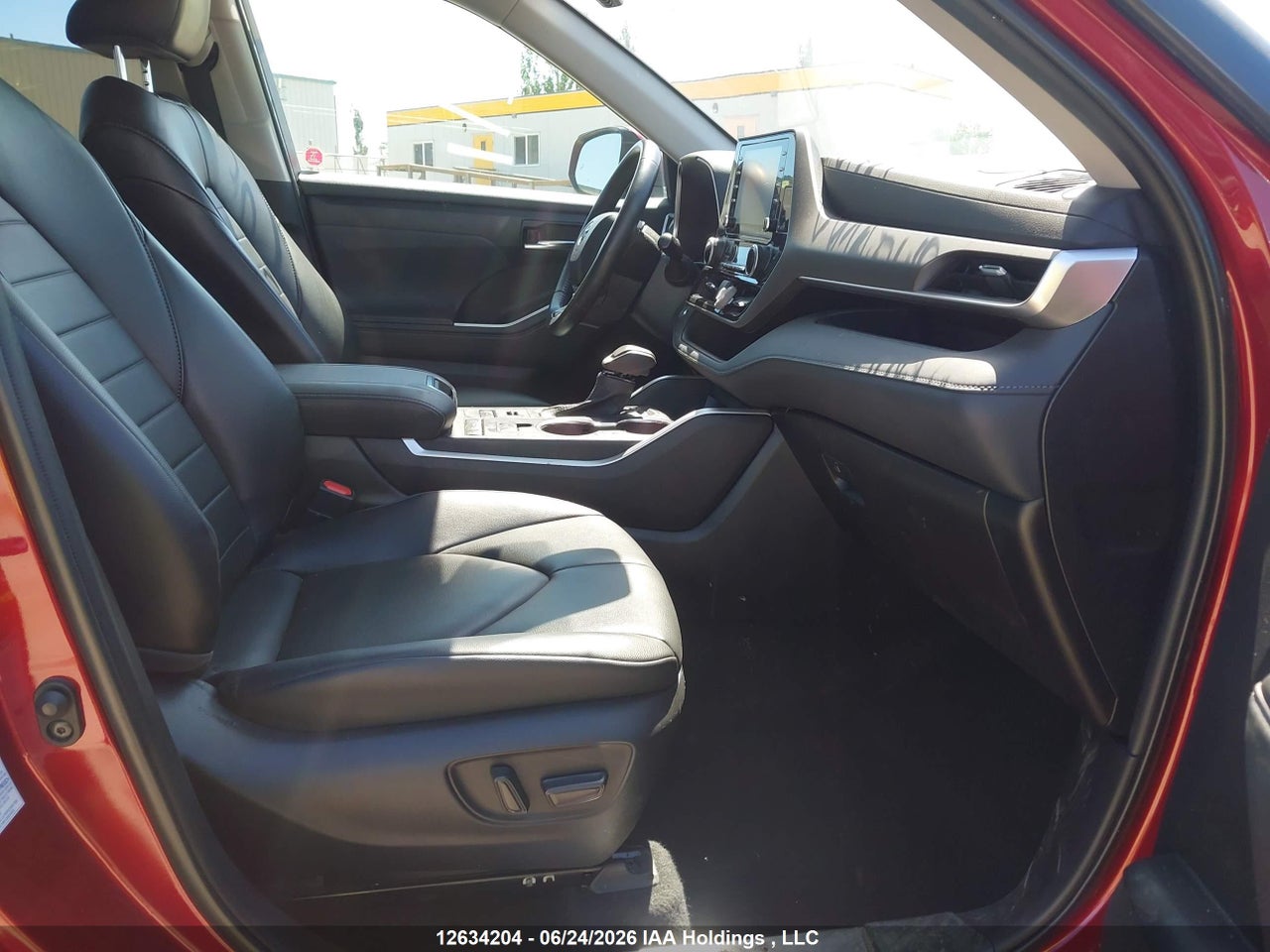 2022 TOYOTA highlander xle thumbnail 6