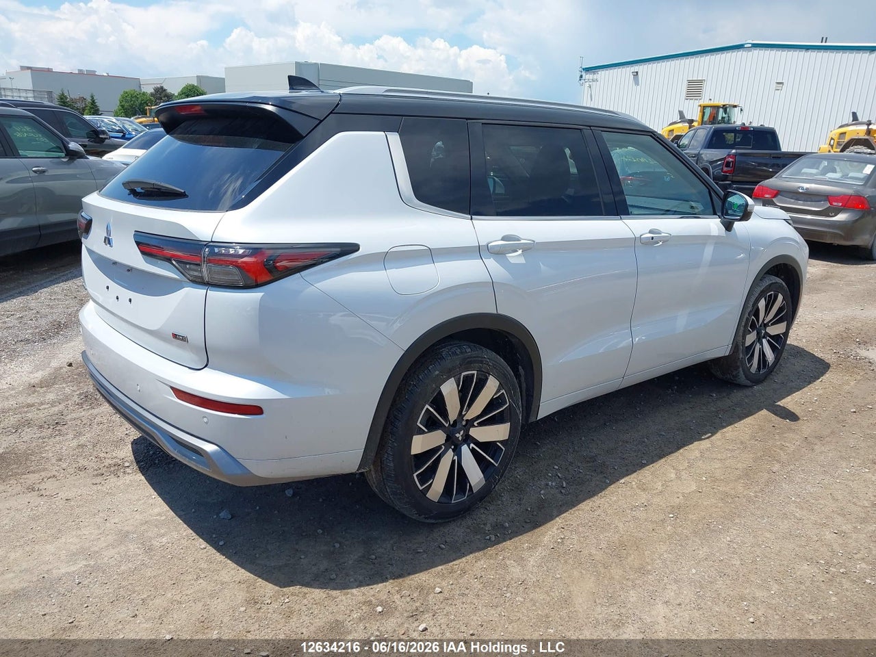 2025 MITSUBISHI OUTLANDER SEL thumbnail 5