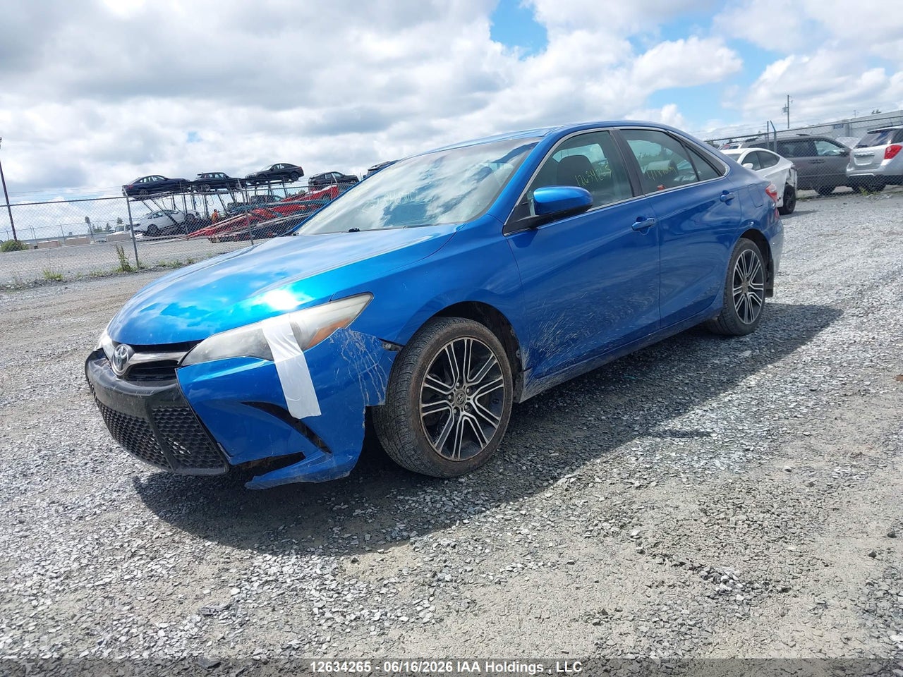 2016 TOYOTA CAMRY XSE thumbnail 3