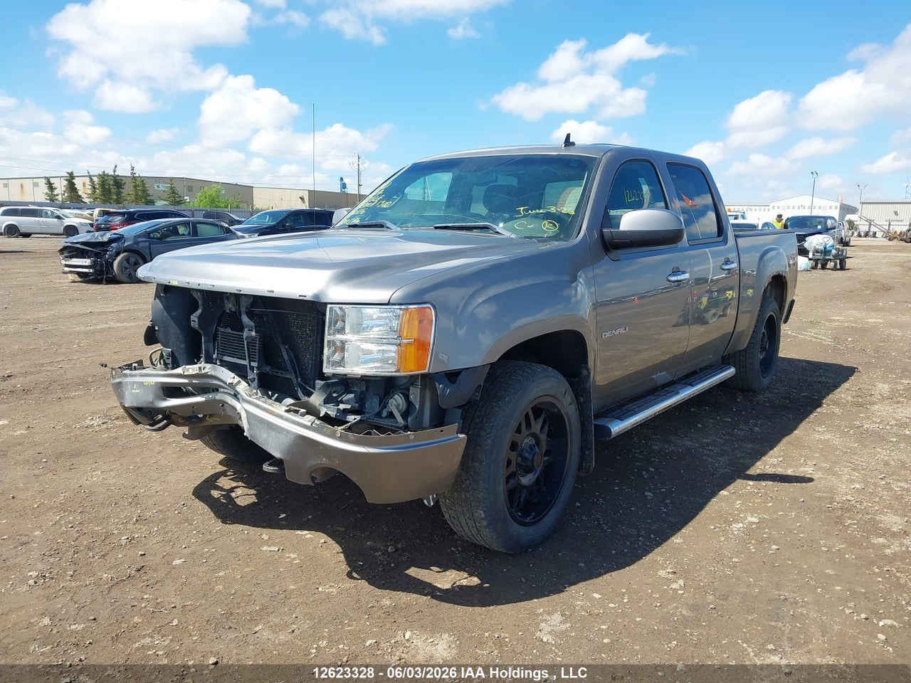2013 GMC SIERRA 1500 DENALI thumbnail 3