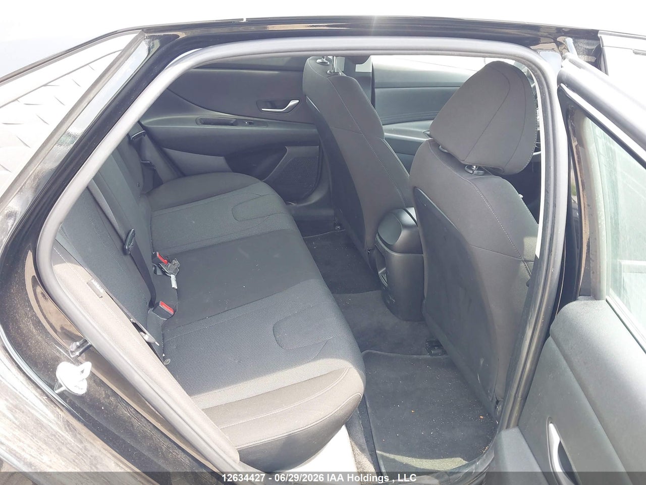 2025 HYUNDAI ELANTRA ESSENTIAL thumbnail 9