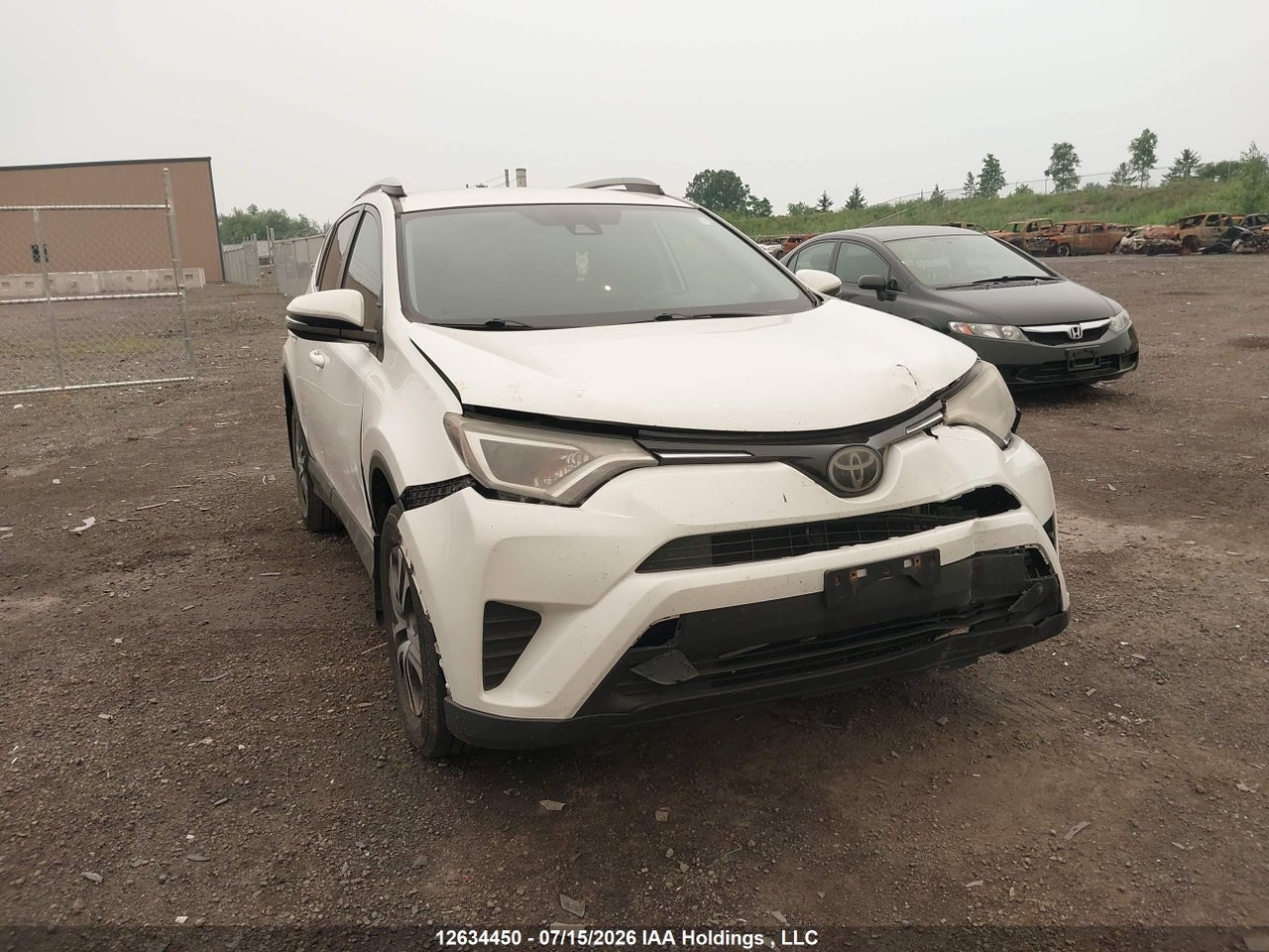 2017 TOYOTA RAV4 LE thumbnail 2