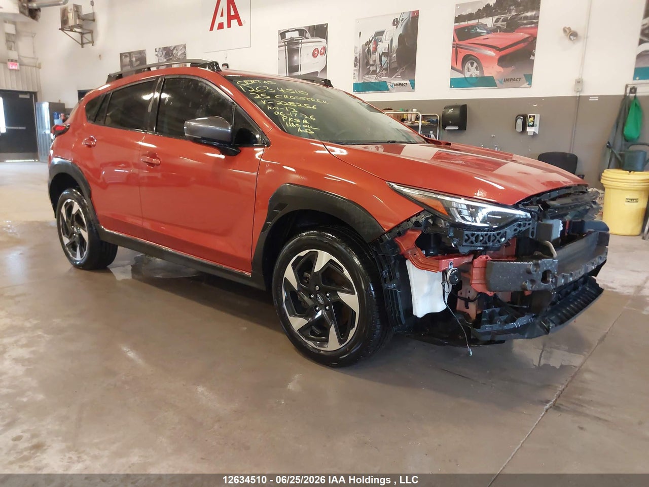 2025 SUBARU CROSSTREK LIMITED thumbnail 2