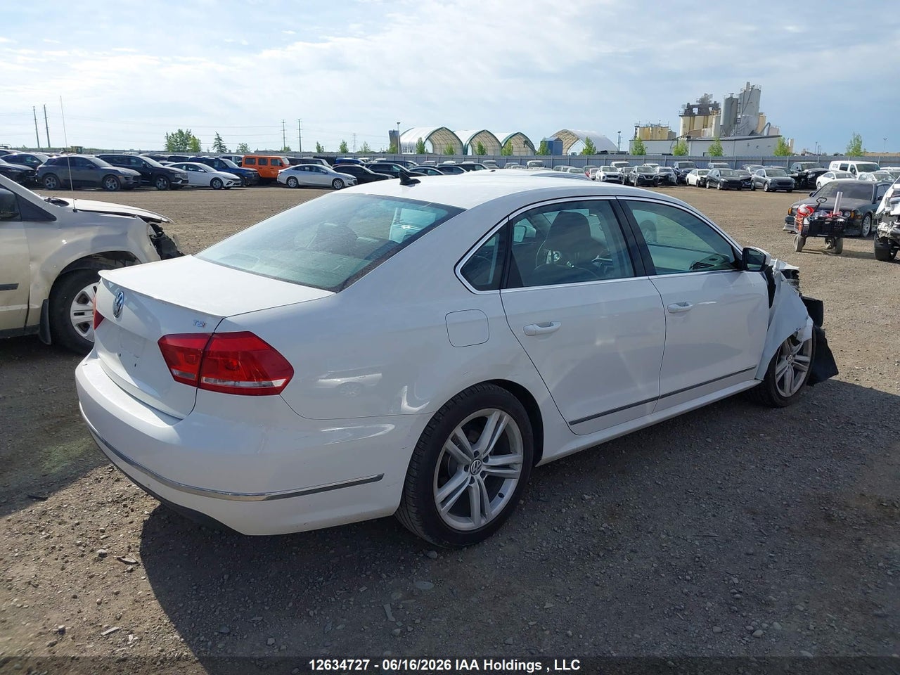 2014 VOLKSWAGEN PASSAT SEL thumbnail 5