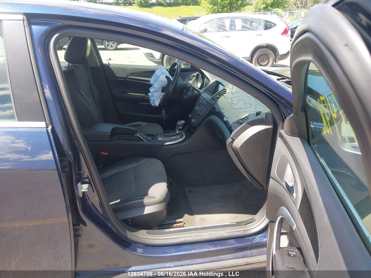 2012 BUICK REGAL thumbnail 6