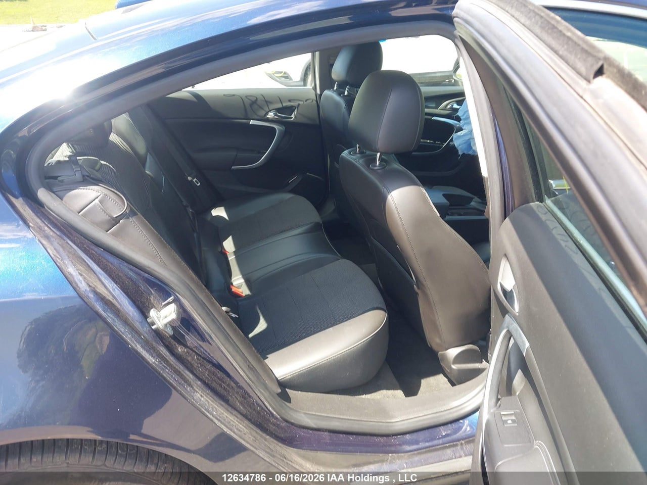 2012 BUICK REGAL thumbnail 9