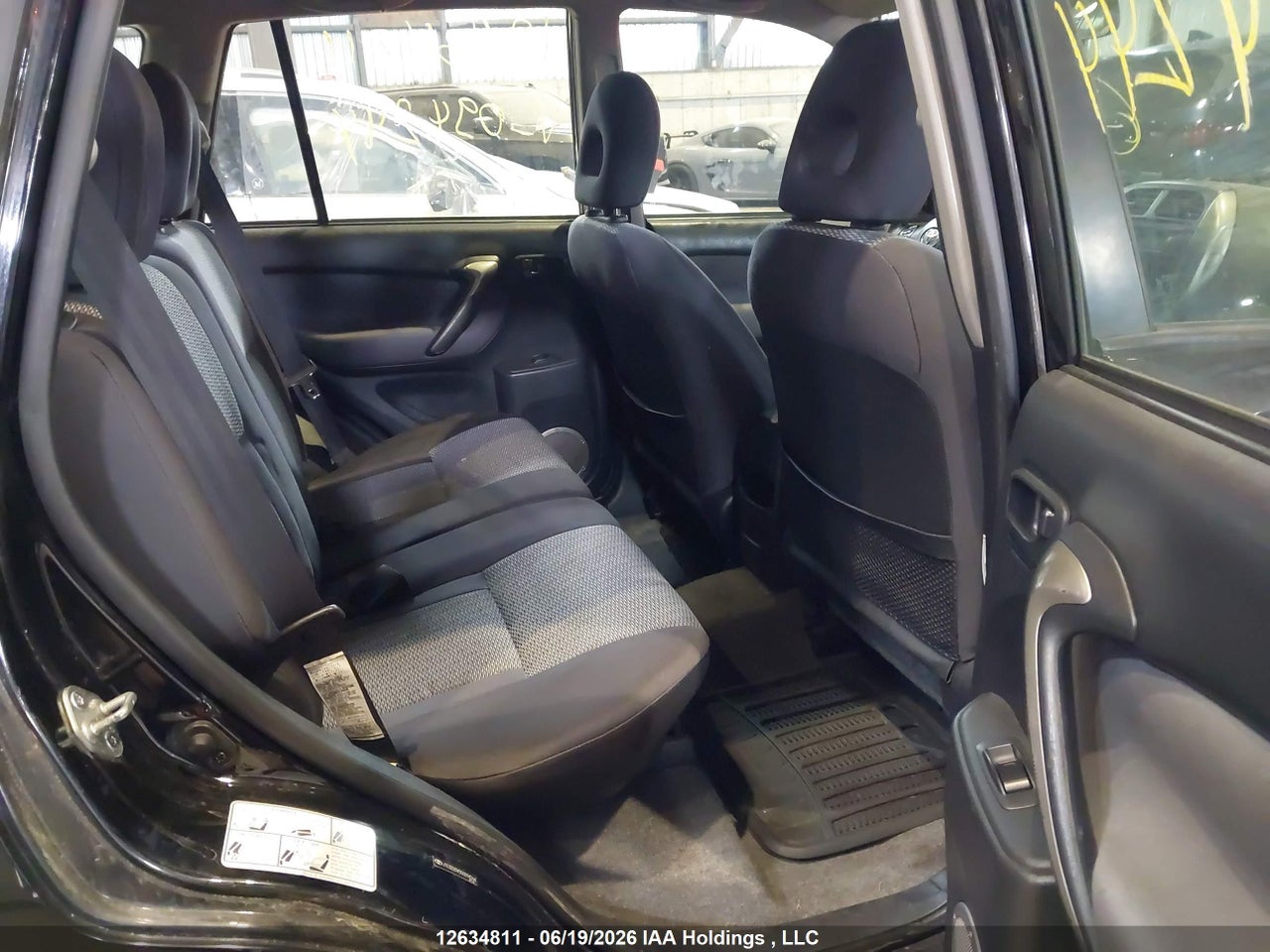 2005 TOYOTA RAV4 thumbnail 9