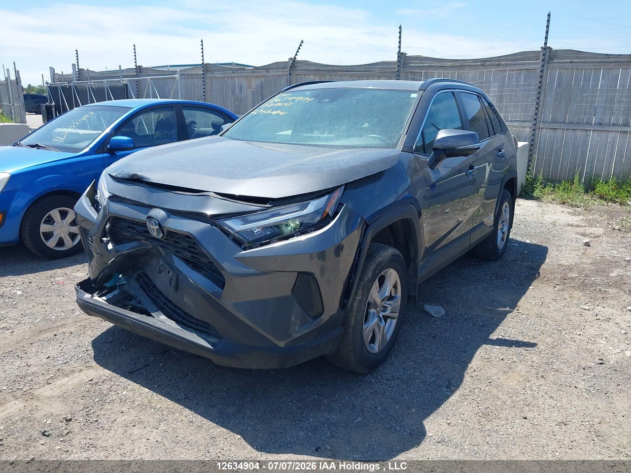 2023 TOYOTA RAV4 HYBRID XLE thumbnail 3