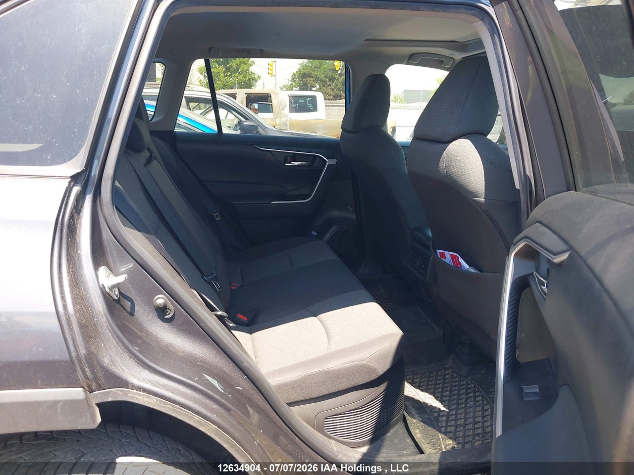2023 TOYOTA RAV4 HYBRID XLE thumbnail 9