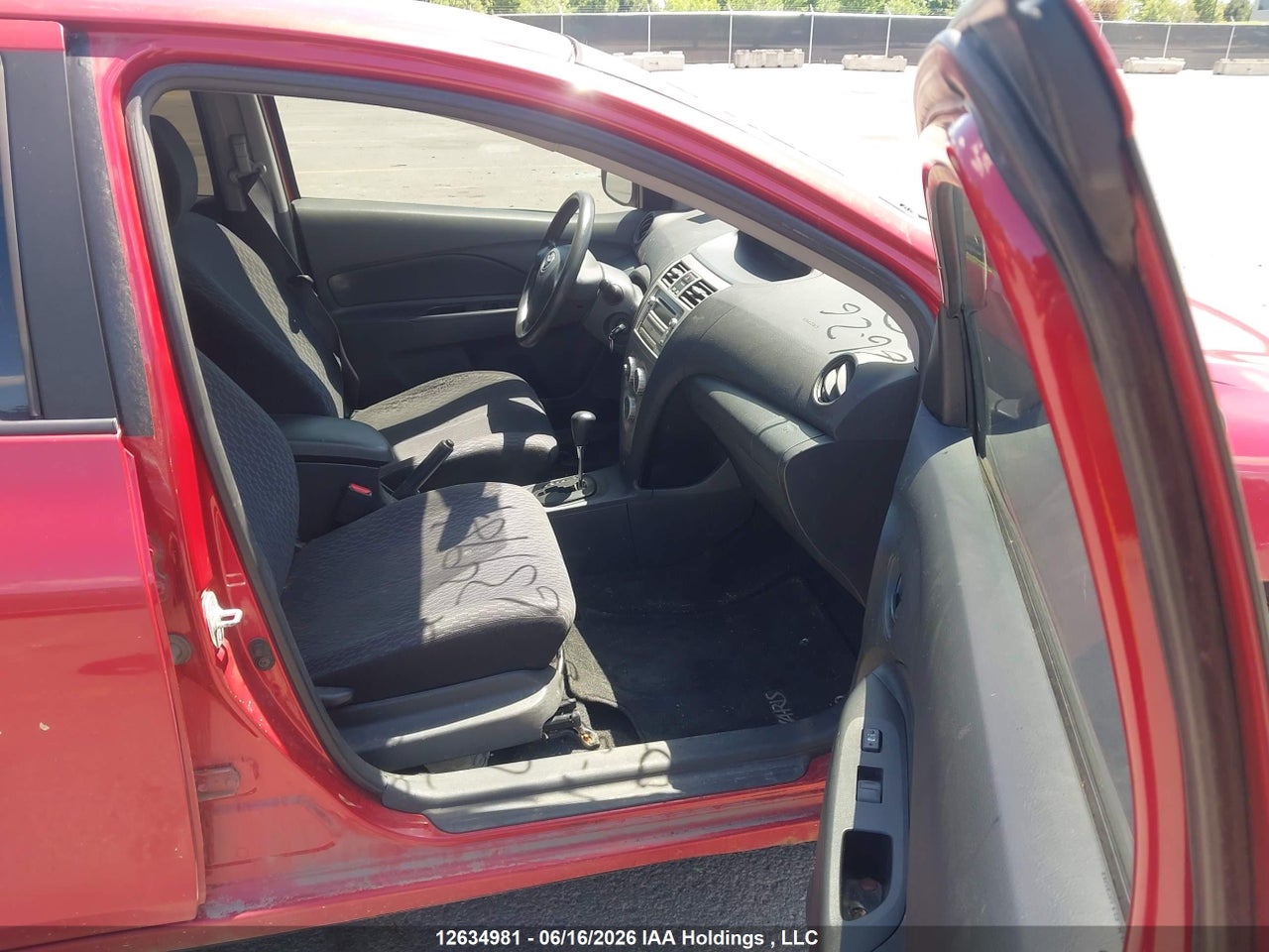 2010 TOYOTA YARIS thumbnail 6
