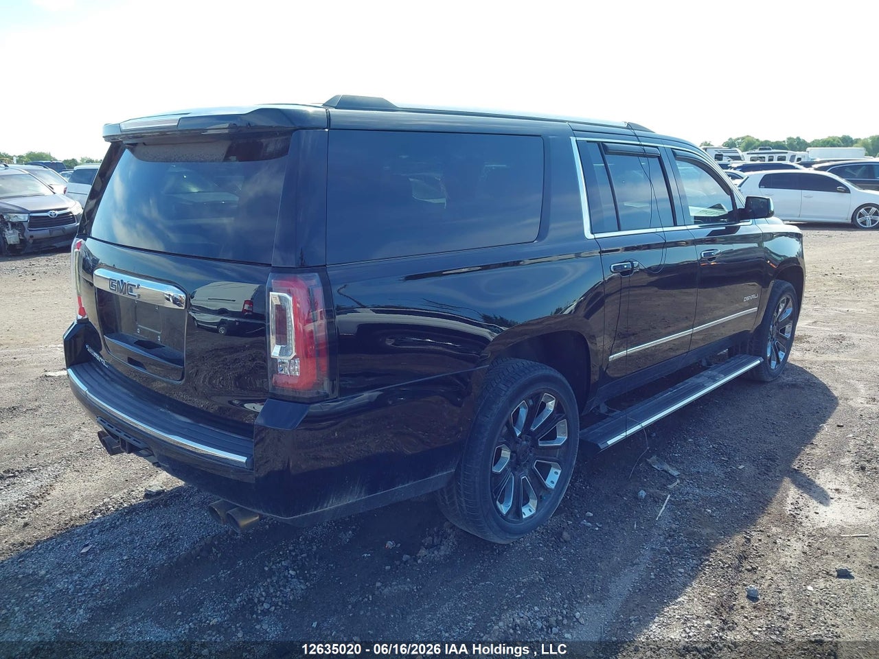 2019 GMC YUKON XL thumbnail 5
