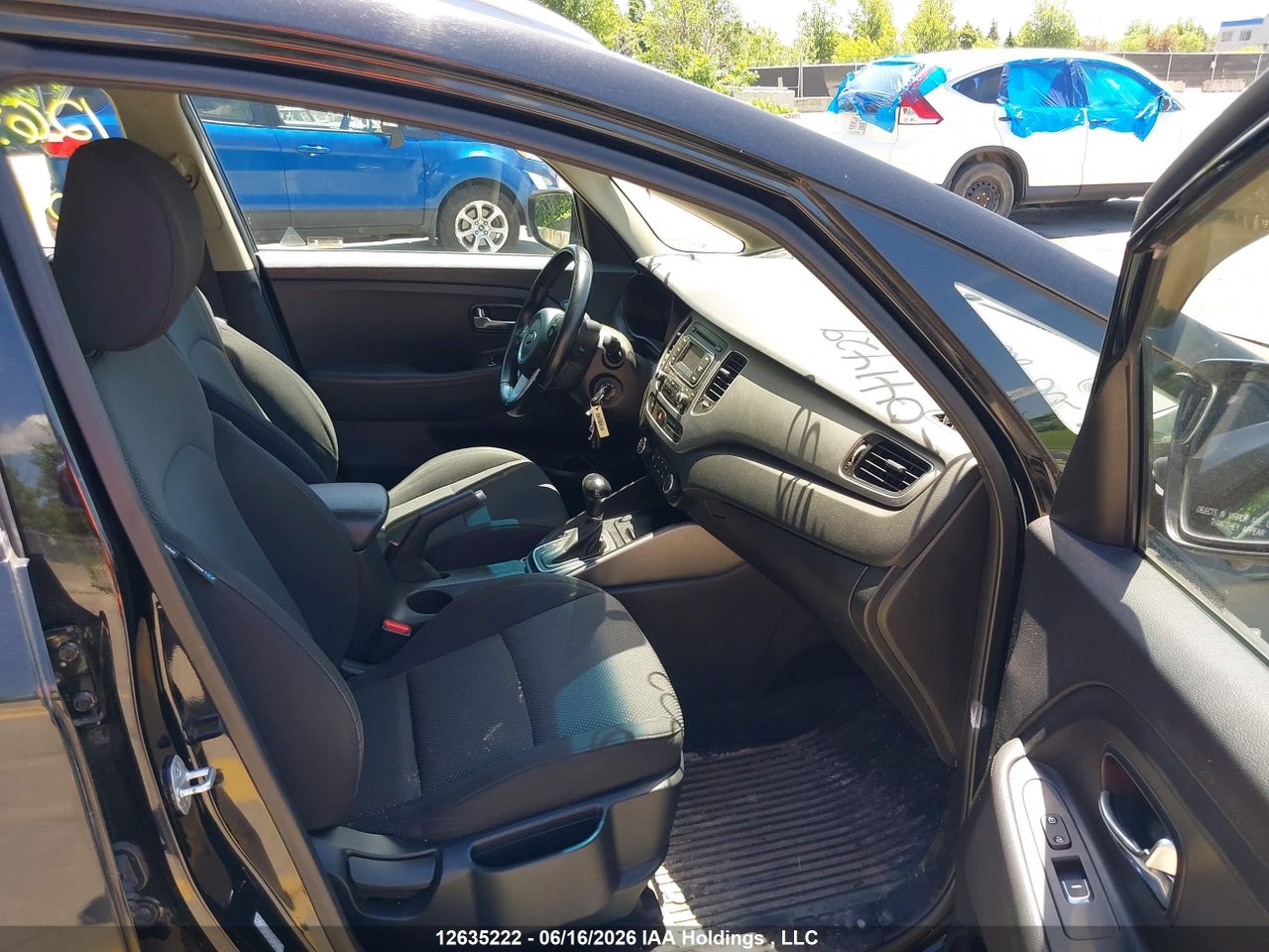 2014 KIA RONDO thumbnail 6