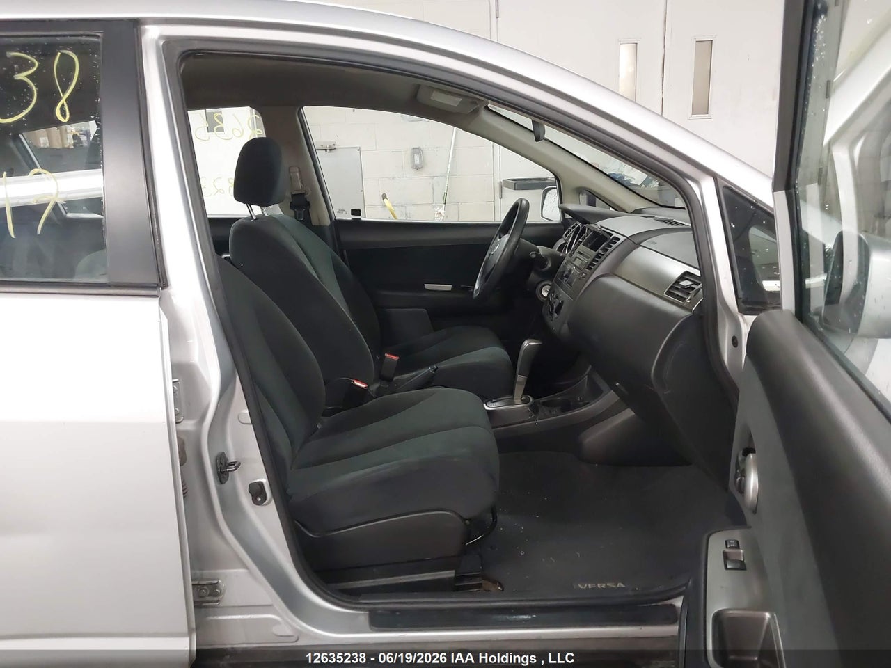 2012 NISSAN VERSA 1.8 S thumbnail 6