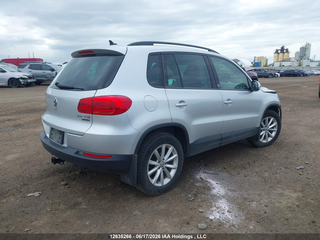 2017 VOLKSWAGEN TIGUAN WOLFSBURG thumbnail 5