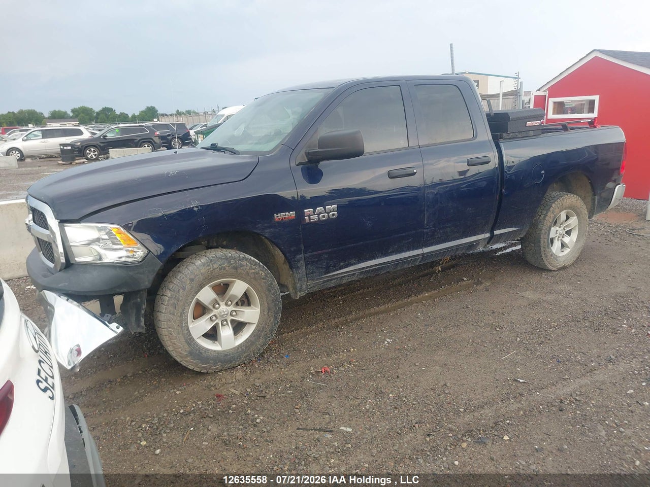 2017 RAM 1500 ST thumbnail 3