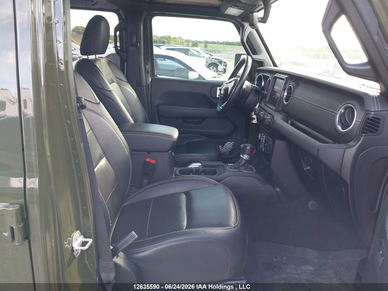 2021 JEEP WRANGLER UNLIMITED SAHARA thumbnail 6