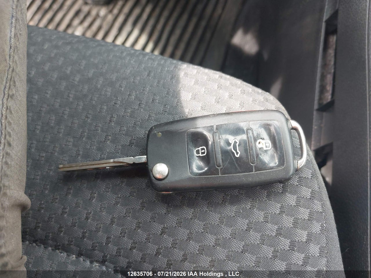 2014 VOLKSWAGEN PASSAT 1.8 TSI TRENDLINE thumbnail 12