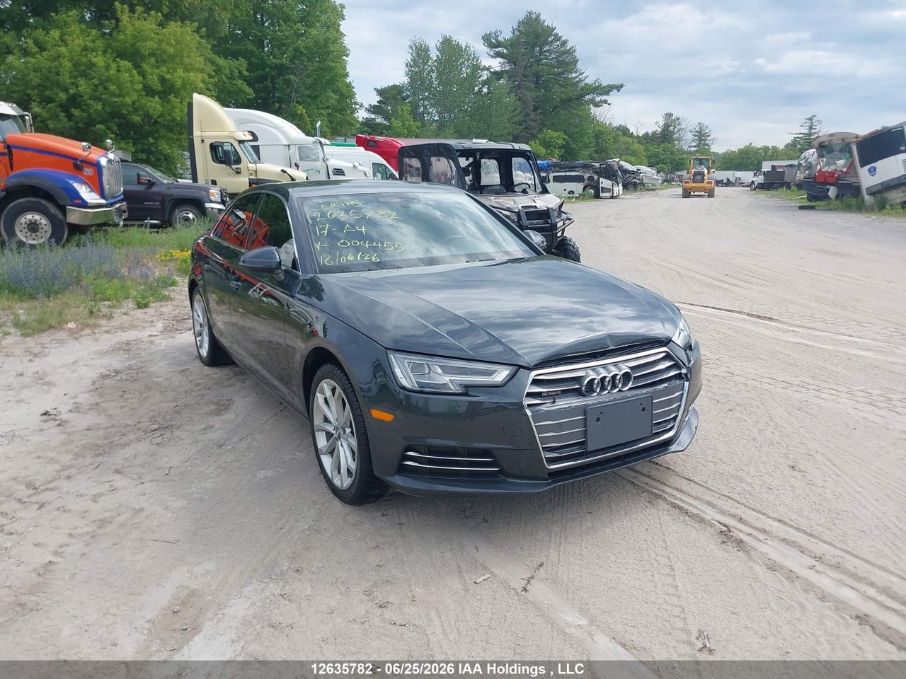 2017 AUDI A4 PROGRESSIV thumbnail 2