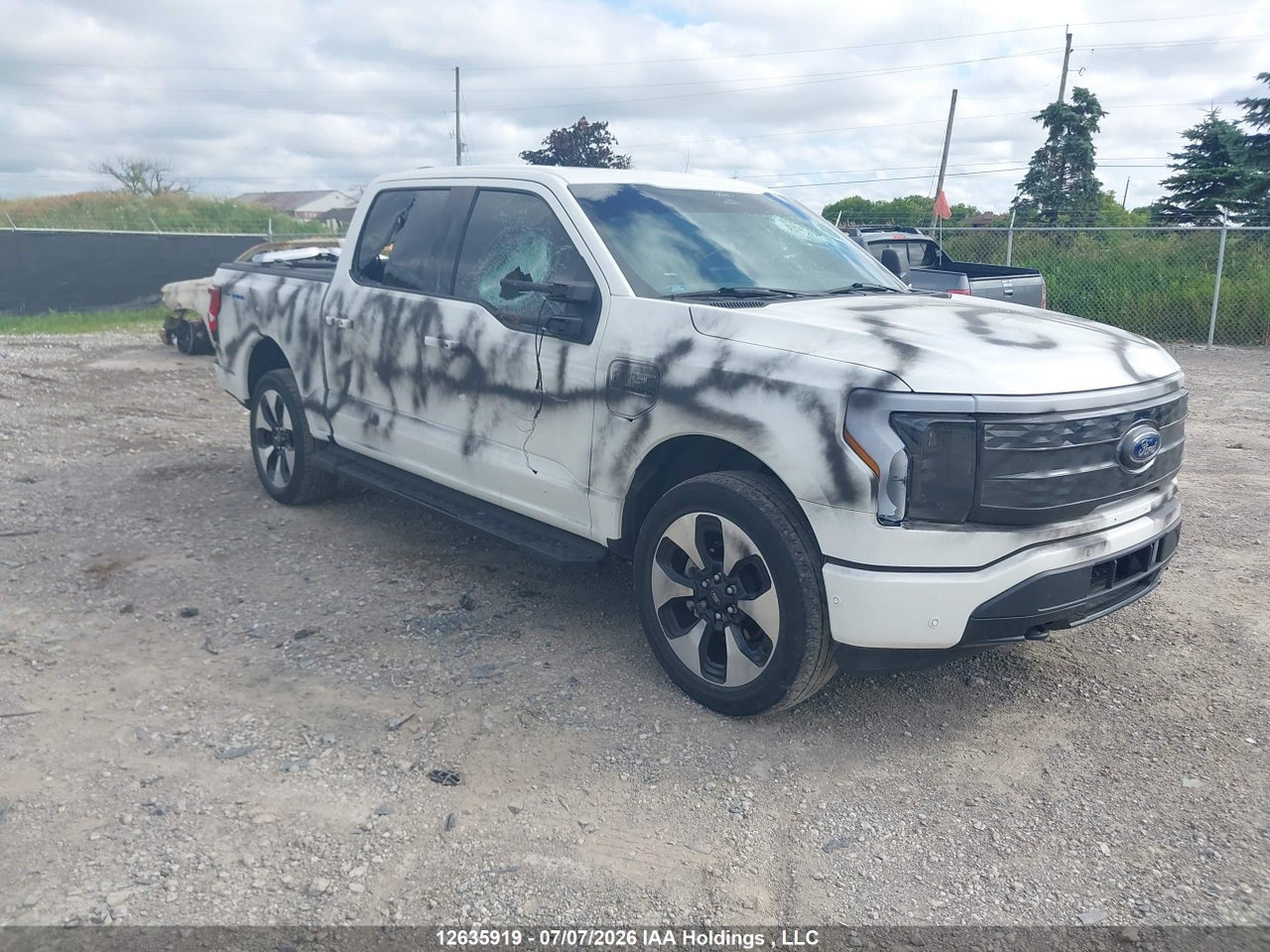 2022 FORD F-150 LIGHTNING thumbnail 2